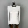 Camisa Básica Feminina Coreana Dongdaemun Moda Versátil Macia e Amiga da Pele Sexy Justa ao Corpo Modeladora Meio Aberta