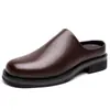 Sandalias de cuero para hombre sin cordones, suela gruesa, charol brillante, estilo coreano moderno, sandalias Birkenstock con puntera ancha, retro y versátiles