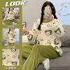 Persona pequeña puede usar pijamas de forro polar coral para mujer otoño e invierno 2024 nuevo lindo traje de ropa de casa de franela