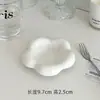 Prato Criativo de Cerâmica Nórdica para Temperos Doméstico em Formato de Coração Flor Pequena Fofa Prato Branco Puro Lanche Refresco Molho Prato para Condimentos