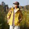 Chaqueta Exterior Tres en Uno a Prueba de Viento e Impermeable para Mujer, Estilo Pareja, Chaqueta de Montañismo Fina de Una Sola Capa para Hombre, Venta al por Mayor