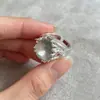 Anillo Fantasma Verde Retro Estilo Coreano Venta Directa de Fábrica Diseño de Nicho Textura Simple Estilo Coreano Anillo para Mujer Fuente de Suministro