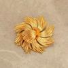 Novo broche de fogo de artifício de lata dourada medieval corsage requintado de temperamento feminino acessórios de pino de flor de luxo leve de alta qualidade