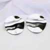 Aretes Geométricos Plisados Estilo Retro Cool Europeo y Americano Redondos Electrochapados en Oro Real Aretes Populares de Amazon Joyería para el Oído para Mujeres