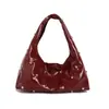 Bolso de Mano Pequeño de Moda Transfronterizo para Mujer, Nuevo Estilo Verano 2026, Bolso de Hombro de Lujo Ligero con Tachuelas, Bolso Versátil para el Brazo
