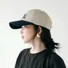 Gorra de Béisbol Retro Americana con Bloques de Color y Bordado de Letras de Ala Ancha y Copa Suave para Mujer, Primavera y Verano, Gorra con Visera para Adelgazar el Rostro para Hombre, Moderna