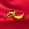 Puesto de joyería chapada en oro al por mayor, aretes anchos de madre brillante retro de imitación de oro chapado en arena, suministro de transmisión en vivo.