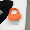 Bolsa plissada estilo ocidental simples de cor sólida 2023 início do outono nova bolsa de ombro axila combinando bolsa da moda