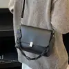 Bolso de Invierno de Nicho Nuevo Transfronterizo para Mujer Francés Lujo Ligero Retro Bolso de Axila Correa de Hombro Giratoria Bolso Cruzado Cuadrado Pequeño para Mujer