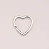 Suministrado directamente por el fabricante: metal, llaveros con forma única, llaveros creativos de estrella de cinco puntas y forma de corazón, accesorios de joyería DIY con forma de manzana