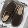 Pantuflas de Algodón para el Hogar Mujer Invierno Pareja Interior Hogareño Hombres Pantuflas de Piso de Invierno Felpa Cálidas Pantuflas de Algodón Hombres Venta al por Mayor