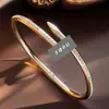 Pulsera de Acero de Titanio Pulsera de Acero Inoxidable con Perlas Redondas Para Niña Sentido de Alto Nivel No se Desvanece Moda Lujo Ligero Pulsera Personalizada