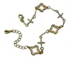 Pulsera de Trébol de Cuatro Hojas con Diamantes Completos Estilo Francés Retro de Lujo Ligero para Mujer con Estilo Fresco Textura Súper Brillante Joyería de Gama Alta Venta al por Mayor