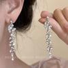 Pendientes de Pedrería Exagerada Super Brillantes de Lujo Ligero para Graduación y Noche, Pendientes de Botón Elegantes y Geniales, Pendientes de Diosa