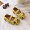 Zapatos Mary Jane estampados estilo chino para niñas, nueva colección primavera/otoño 2026, zapatos pequeños de cuero con lazo de perlas para bebé, bailarinas de princesa