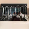 Cubiertos de acero inoxidable de alta gama fundidos a presión con agujero para colgar, vajilla estilo occidental, cuchillo para bistec, cuchara sopera, tenedor de postre, estilo occidental con agujero redondo