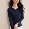 [Lan Jing Tencel Modal] Top Básico para Mujer con Cuello Henley, Nuevo Estilo 2026 Camiseta para Usar en Capas