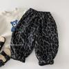 Pantalones de Niño Invierno 2025 Nuevos Elegantes Infantiles Modernos Estampado de Leopardo Largos Niñas Pequeñas Otoño e Invierno Engrosados Pantalones de Linterna