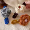 Horquilla de Flor de Lana Tejida a Mano Estilo Francés para Mujer 2025 Nueva Horquilla de Gama Alta Pinza de Pato para la Parte Posterior de la Cabeza Pinza para el Cabello