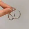 Aretes Largos de Borla de Flor de Metal, Únicos y Exagerados, Mariposa Dulce y Fresca, Nuevo Estilo Transfronterizo, Inspirados en Celebridades