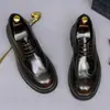 Nuevos zapatos Derby brogue para hombre, zapatos de cuero con suela gruesa, que aumentan la altura, cuero genuino, cuero pulido, zapatos de negocios casuales para hombre