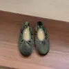 Zapatos de Salón de Terciopelo con Lazo Plegado Estilo Retro Francés para Mujer 2026 Otoño Invierno Nuevo Estilo Estilo de Noche Zapatos de Ballet Mocasines