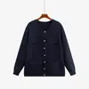 Cárdigan de punto elegante de talla grande con cuello redondo, estilo inspirado en Chanel, colección de invierno 2026, top casual versátil para mujer, prenda exterior 23662