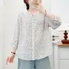 Camisa feminina com estampa floral estilo japonês, manga três quartos, corte solto, decote V pequeno, artística e versátil, top que rejuvenesce, camisa de gaze de algodão dupla camada