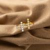 Anillo de plata de ley S925 con diamantes redondos, estilo transfronterizo, con circonitas de estilo simple, para mujer, venta directa de fábrica.