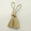 Al por mayor en stock 11 cm seda de hielo borla pequeña manualidades colgantes, colgantes para ropa estilo étnico, accesorios, marcapáginas estilo antiguo