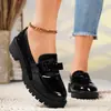 Sapatos mocassins femininos plus size primavera e outono 2025 estilo francês sapatos pequenos de couro sapatos baixos estilo britânico sapatos vermelhos femininos