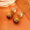 Brincos de Pedra Olho de Tigre Estilo Maillard, Moda de Alto Padrão, Brincos Simples de Outono e Inverno, Design de Nicho, Joias de Estilo Cool