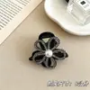 Pinza para el Cabello de Flor Hueca con Perlas y Pedrería Estilo 2026 para Mujer, Tamaño Mediano, Aspecto de Alta Gama, Pinza de Tiburón para Recoger la Mitad del Cabello para la Parte Posterior de la Cabeza