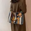 Bolso de Lona para Mujer 2026 Otoño e Invierno Nuevo Bolso de Hombro de Gran Capacidad para el Trabajo, Bolso Tote de Moda Tendencia Este Año