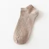 Calcetines de Color Sólido para Hombre Japoneses Vintage Primavera y Verano Nuevos Calcetines Cortos Calcetines de Barco Calcetines Bajos para Hombre Calcetines de Algodón