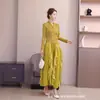 Miyake Miyake Fabricante Suministra Directamente Moda Otoño Nueva Tallas Grandes Traje de Mujer Cuello de Solapa Estilo Europeo y Americano Vestido Bronceado