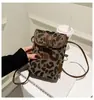 Mini Bolso de Teléfono con Tejido a Cuadros Vintage 2026 Nuevo Modelo Bolso Cruzado con Monograma para Mujer, Bolso Cruzado de Lujo Ligero de Nicho