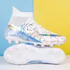 Novos Sapatos de Futebol para Exterior com Pregos Quebrados de Tamanho Grande de Cano Alto, Sapatos Esportivos da Moda, Pregos para Gramado, Tênis de Corrida para Primavera e Verão
