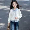 Nova Coleção Outono/Inverno Design Moderno Estilo College Meninas Falso Duas Peças Gola Alta Blusa Conjunto de Duas Peças Versátil Casual Jeans