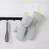 Luvas de lavar louça de malha de arame aprimoradas com uma camada interna impermeável para manter suas mãos secas enquanto lava a louça, e uma camada externa de malha de arame resistente para remoção eficaz de gordura