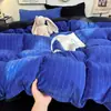 Conjunto de Quatro Peças de Veludo Leite para Dormir Nu Genuíno Conjunto de Três Peças de Fleece de Coral Estilo Creme de Inverno Lençol de Veludo para Bebê Capa de Edredom