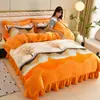 Juego de Cuatro Piezas de Terciopelo de Leche Engrosado para Invierno (4-4.5 kg) Juego de Ropa de Cama de Coral Fleece Otoño/Invierno con Faldón de Cama, Venta Directa de Fábrica, Venta al por Mayor y Dropshipping