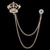 Broche de traje para hombre con borlas de diamantes y alas de corona de moda, accesorio sencillo que combina con todo, para abrigo y traje.