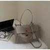 Bolsa Tote Casual Retrô Transfronteiriça para Mulheres 2025 Outono Nova Tendência Grande Capacidade Estilo Estrangeiro Luxo Leve Ombro Único Transversal