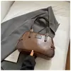 Bolsas Femininas Modernas Transfronteiriças 2026 Nova Bolsa Boston Retrô de Nicho Bolsa de Ombro Fashion para o Dia a Dia Design de Nicho
