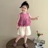 Conjunto de Verão para Meninas 2025 Novas Roupas Infantis Menina Bebê Verão Fino Sem Mangas Costura Conjunto Tendência Roupas Infantis