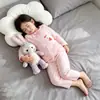 2026 Nuevo Conjunto de Pijama de Encaje de Manga Larga para Niñas Primavera/Otoño Delgado Algodón Nube Niños Pequeños/Grandes Conjunto de Ropa para el Hogar