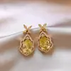 Caramelo Duro con Aceituna Diarios Franceses Retro Elegantes y Exquisitos Circonita Verde Oliva Aretes Pequeños Estilo Bosque Aretes Frescos