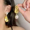 Pendientes de Perla Exagerados Incrustados con Diamantes Europeos y Americanos, Pendientes de Moda y Versátiles Transfronterizos, Pendientes Elegantes, Sensación de Lujo Ligero y Gama Alta para Mujeres