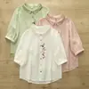 3670 Elegante y Juvenil Camisa de Gasa de Algodón con Bordado de Conejo y Botones de Colores, Manga Media, Nuevo Top Casual de Verano para Mujer